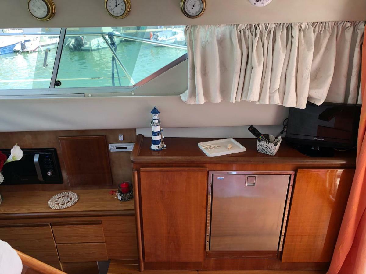 Yacht Suite Marina Di Grosseto Eksteriør billede