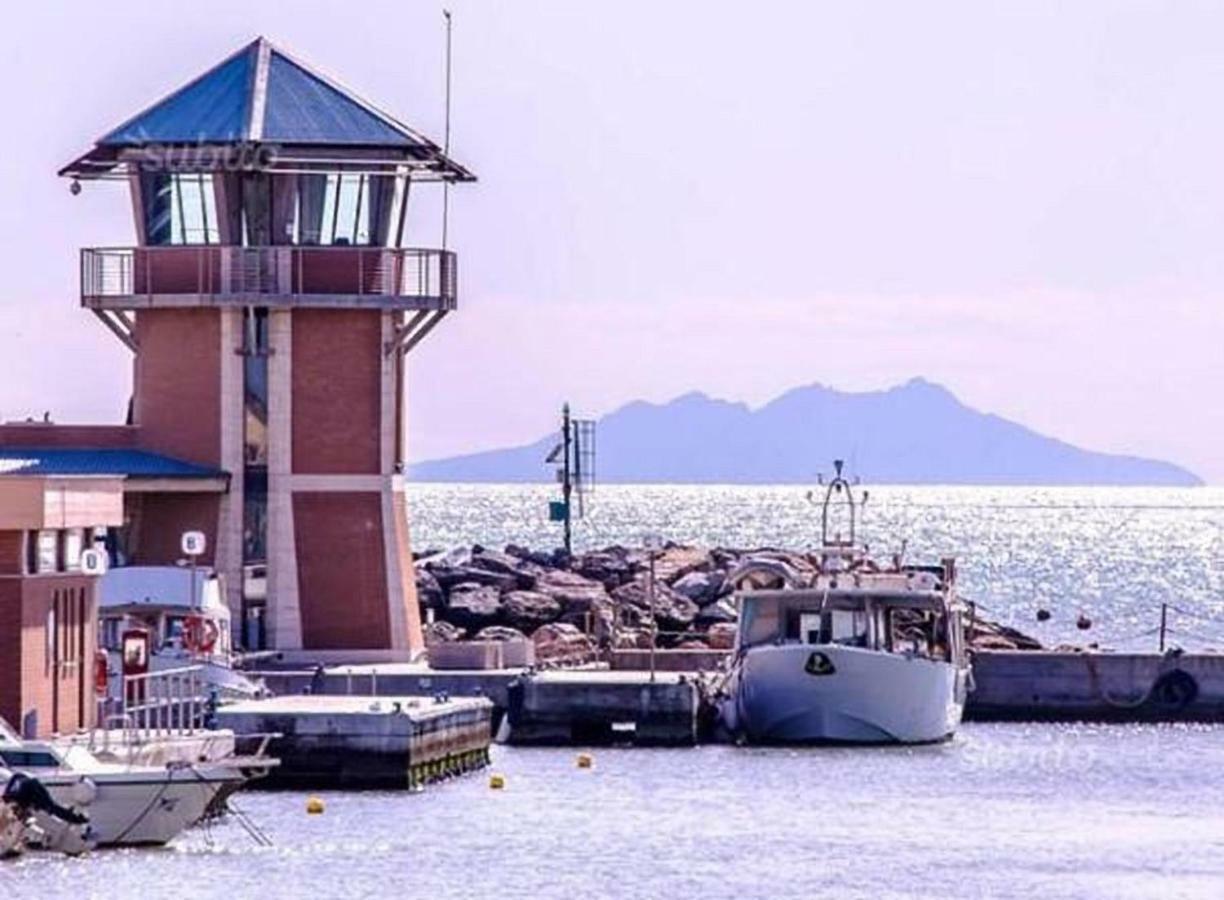 Yacht Suite Marina Di Grosseto Eksteriør billede